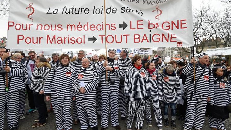 Manifestation de médecins et personnel de santé libéraux le 15 mars 2015 à Paris