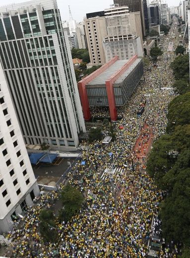 Manifestation contre la présidente Dilma Rousseff à Sao Paulo, le 15 mars 2015