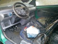 Il vole une voiture, tente de la brûler et se fait interpeller