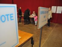 Abstention sur toute la journée estimée entre 48,5% et 49,5%