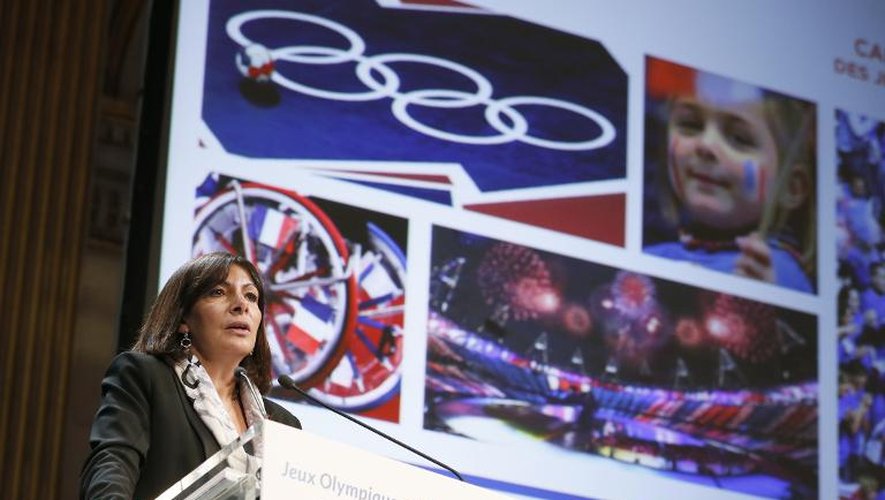 La maire de Paris Anne Hidalgo, le 12 février 2015 à Paris, lors d'un discours sur la candidature parisienne aux JO 2024