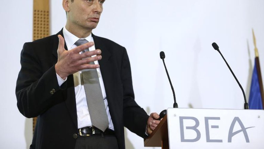 Remi Jouty, patron du Bureau d'Enquêtes et d'Analyses, lors d'une conférence de presse sur le crash de l'A320, le 25 mars 2015 au Bourget