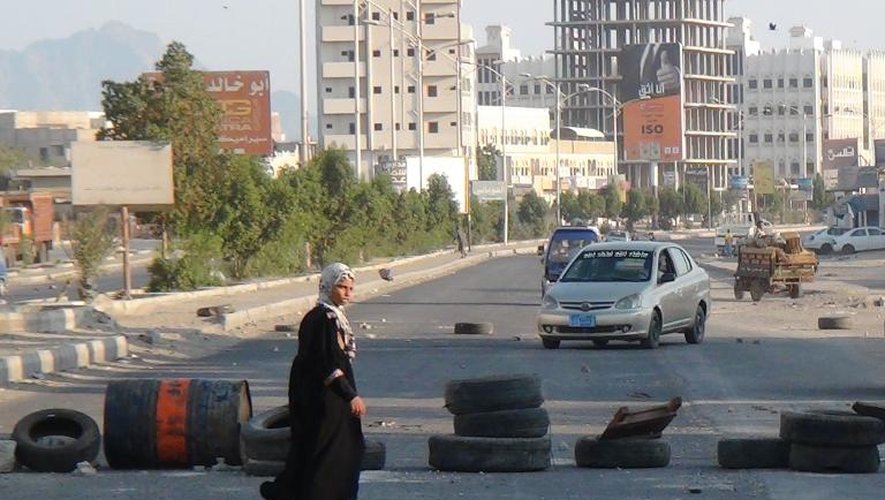 Une rue d'Aden le 27 mars 2015