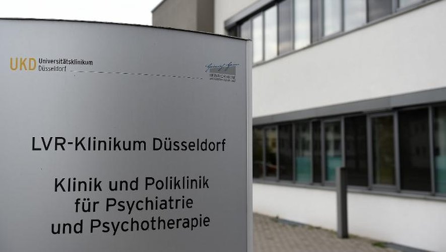 Vue extérieure en date du 27 mars 2015 de l'hôpital universitaire de Dusseldrof où Andreas Lubitz a été traité