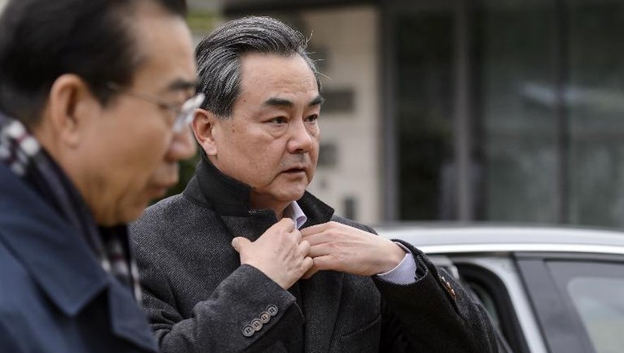 Le ministre chinois des Affaires étrangères Wang Yi arrive à la table des négociations sur le nucléaire iranien à Lausanne, le 29 mars 2015