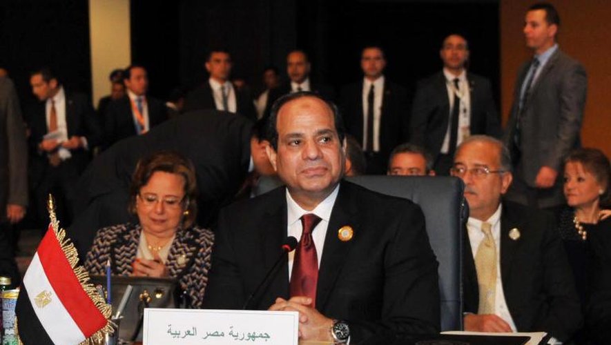Le président égyptien Abdel Fattah al-Sisi à l'ouverture du somme de la Ligue arabe le 28 mars 2015 à Charm el-Cheikh