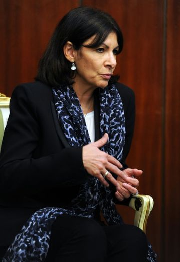 La maire de Paris Anne Hidalgo le 7 février 2016 à Alger, en Algérie