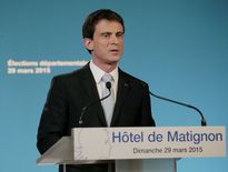 Large victoire de la droite, nouvelle claque pour la gauche, le FN sans exécutif