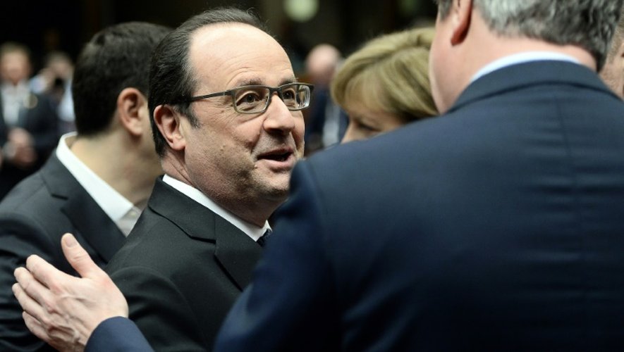 Le président français François Hollande et le Premier ministre britannique David Cameron lors du sommet européen à Bruxelles, le 18 février 2016