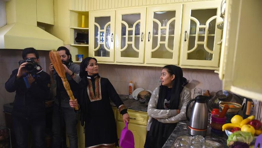 L'actrice afghane Leena Alam (c) dans une scène de la série "Shereen's law", le 11 mars 2015 à Kaboul