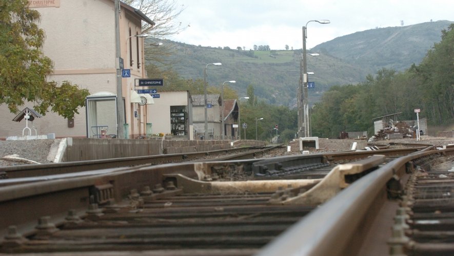 Par mesure conservatoire le train a été arrêté en gare de Luc-la-Primaube.