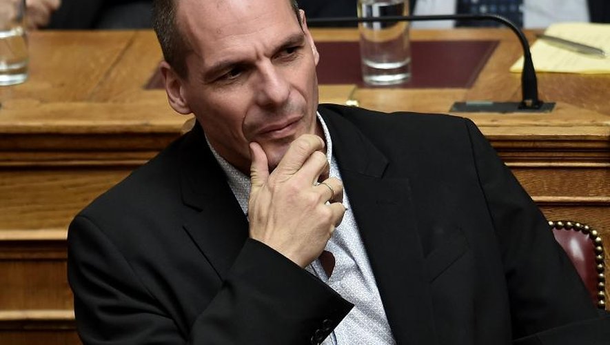 Le ministre grec des Finances Yanis Varoufakis, le 30 mars 2015 lors d'une séance du parlement à Athènes
