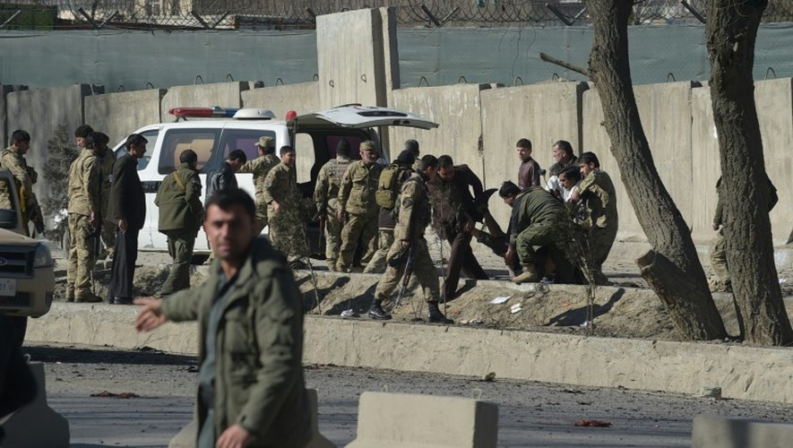 Attentat suicide contre une base de la police afghane le 1er février 2016 à Kaboul