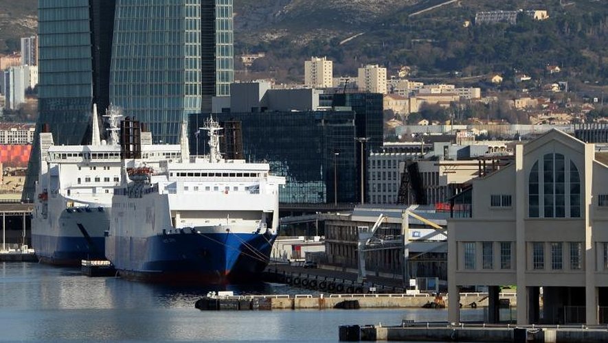 Des ferrys de la SNCM dans le port de Marseille le 1er janvier 2014