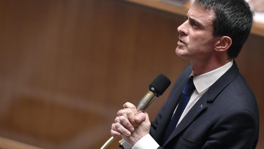Le Premier ministre Manuel Valls durant les questions au gouvernement à l'Assemblée nationale à Paris, le 7 avril 2015