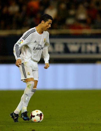 L'attaquant du Real Madrid, Cristiano Ronaldo, lors d'un match amical contre le PSG à Doha, le 2 janvier 2014