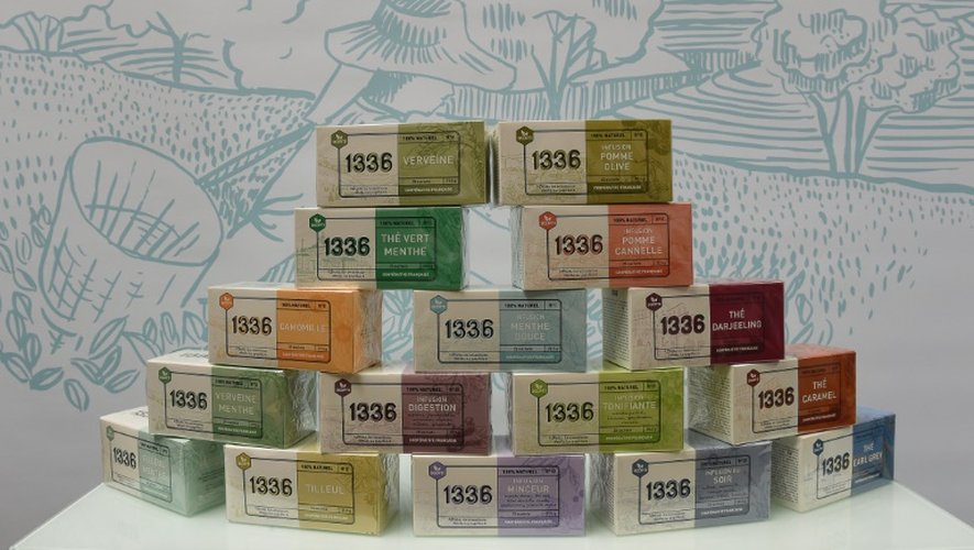 La coopérative Scop-Ti produit des thés et infusions sous le nom de "1336" en référence au nombre de jours de combat des anciens Fralib