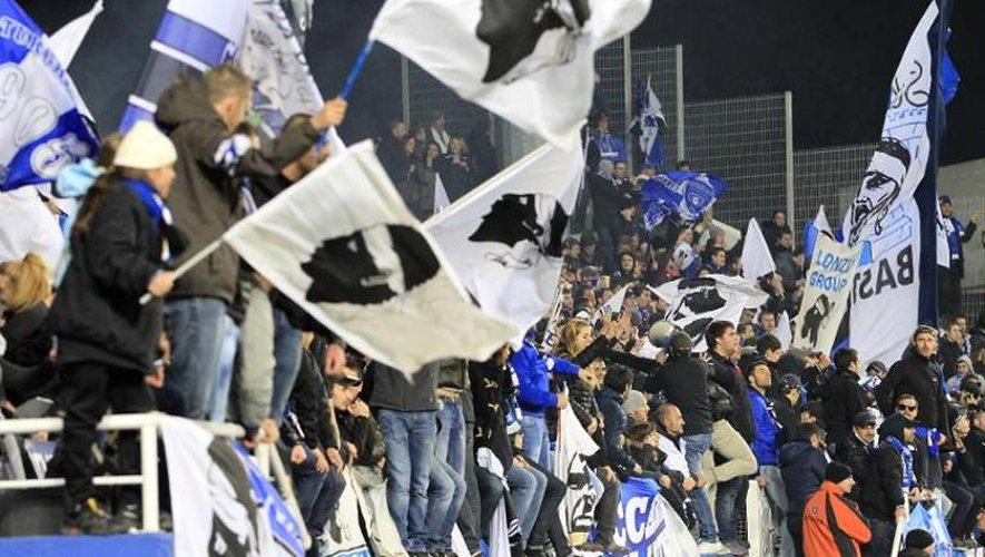 Des supporters bastiais lors d'un match contre Nice, le 7 mars 2015 au stade Armand Cesari