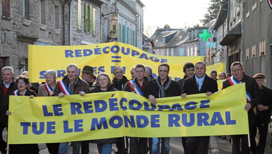 Les élus du Nord-Aveyron ont répondu a l'appel de Jean-Claude Luche dans son combat contre le nouveau découpage cantonal.