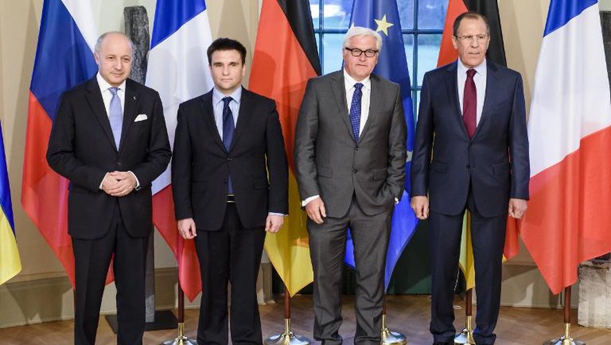 Les ministres de Affaires étrangères français, Laurent Fabius, ukrainien Pavlo Klimkin, allemand Frank-Walter Steinmeier et russe Sergei Lavrov réunis à Berlin pour discuter de l'application des accords de paix de Minsk, le 13 avril 2015