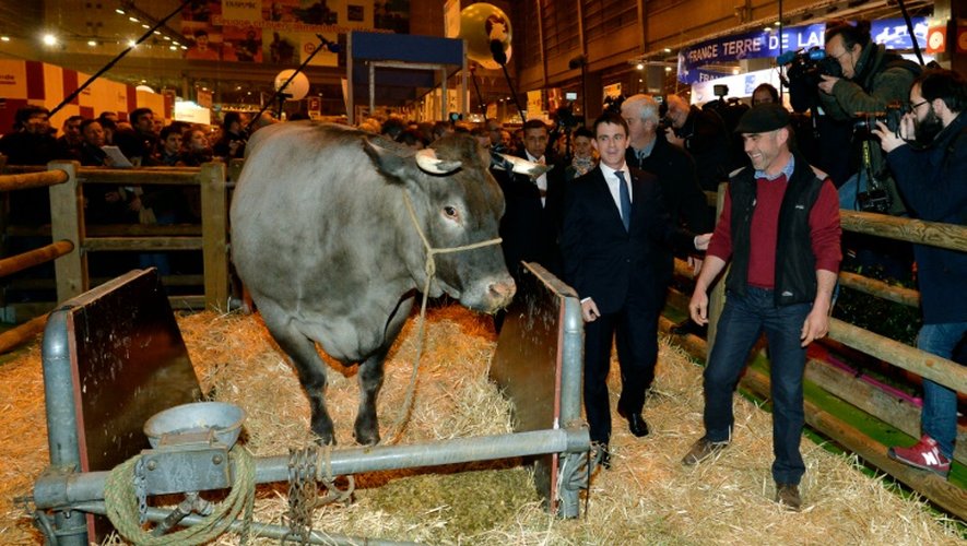 Manuel Valls visite le salon de l'Agriculture 29 février 2016