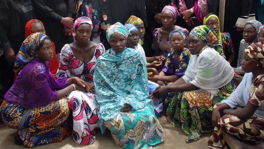 Des lycéennes rescapées de de l'enlèvement de Chibok perpétré par les islamistes de Boko Haram, le 5 mai 2015 au Nigeria