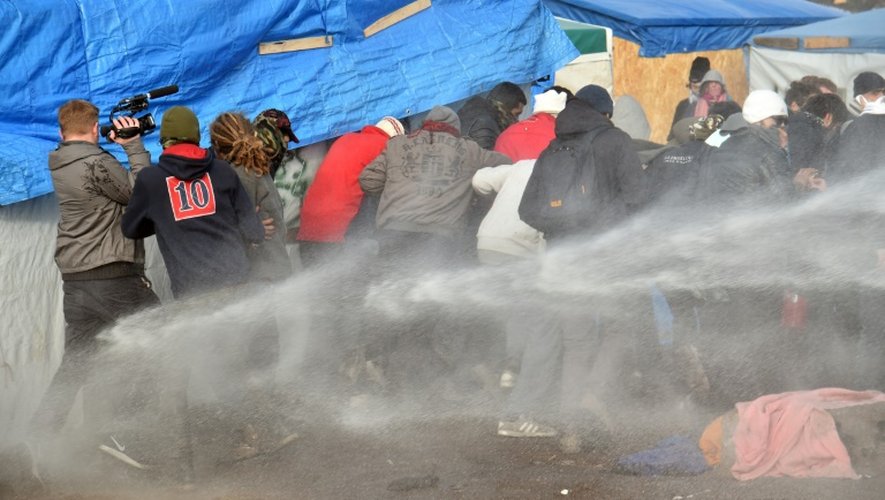 Evacuation d'une partie de la "jungle" de Calais, le 29 février 2016