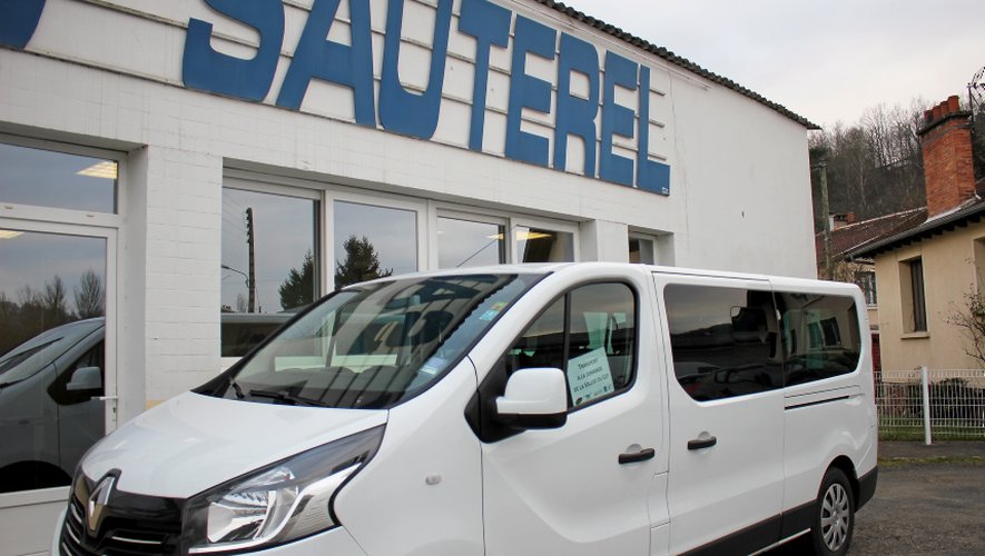 Des minibus d’une capacité de 9 places des société Sauterel et Cannac assureront le service.