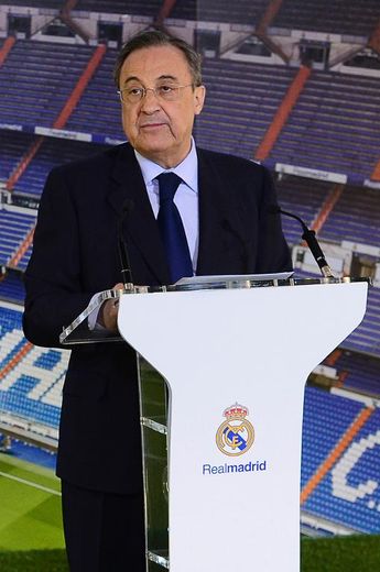 Le président du Real Madrid, Florentino Perez, le 3 juillet 2013 au stade Santiago Bernabeu de Madrid