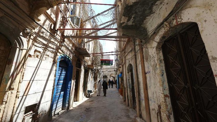 Des portes anciennes dans la vieille ville de Tripoli, photographiées le 9 avril 2015