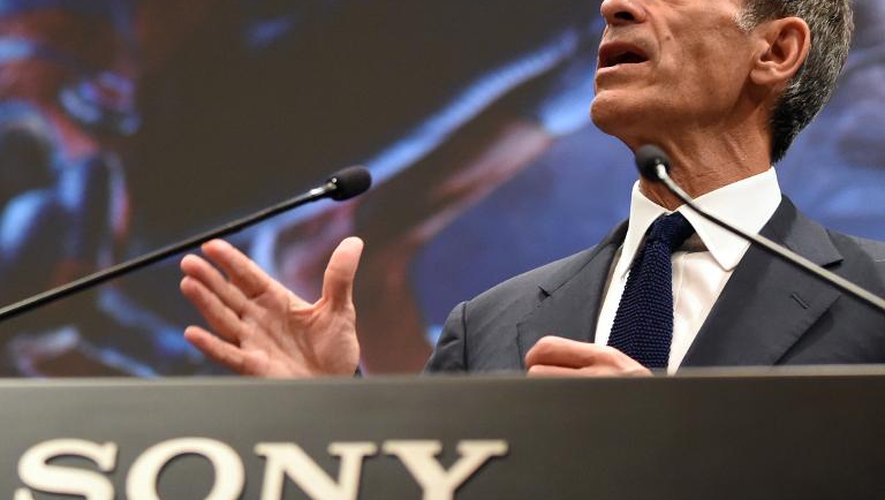 Le PDG de Sony Pictures Entertainment Michael Lynton au siège de la compagnie à tokyo le 18 novembre 2014