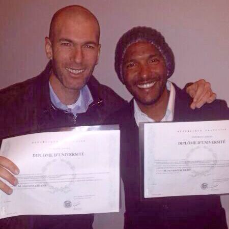 Zidane et Dacourt  diplômés.