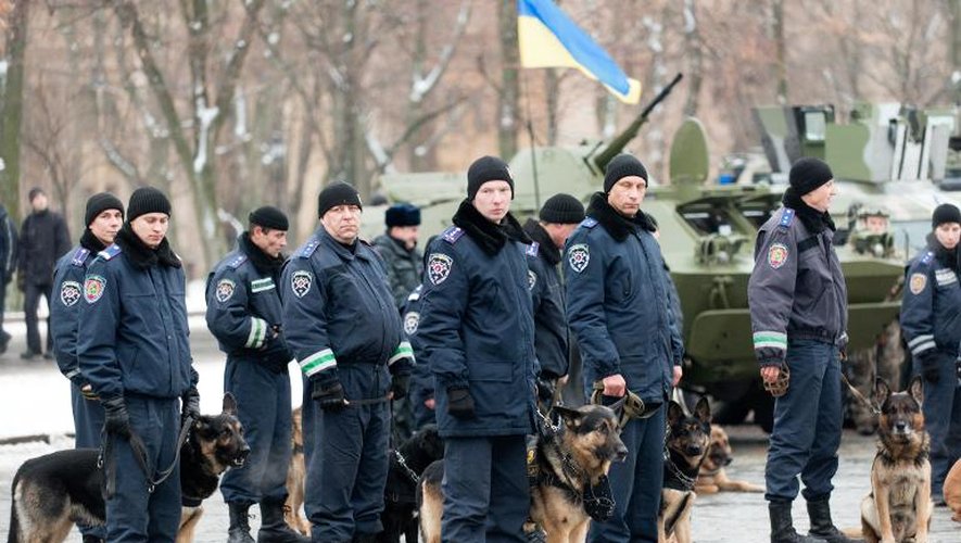 Des membres de la Garde nationale ukrainienne, à Kharkiv le 22 janvier 2015