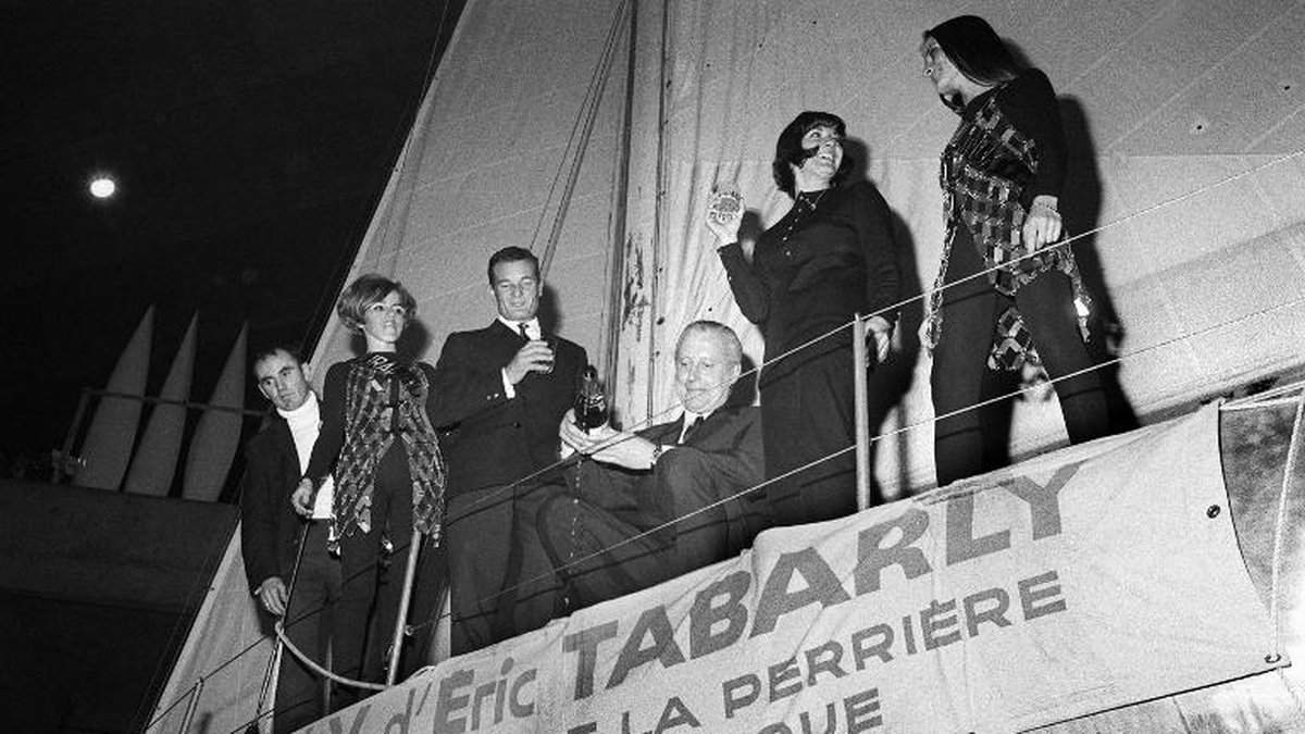 Deces De La Speakerine Et Animatrice De Radio Anne Marie Peysson Centrepresseaveyron Fr