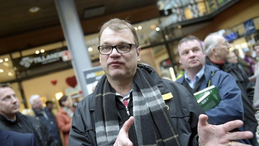 Juha Sipilä en campagne le 18 avril 2015 à Espoo
