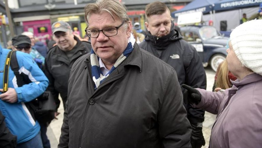 Timo Soini en campagne le 18 avril 2012 à Vantaa