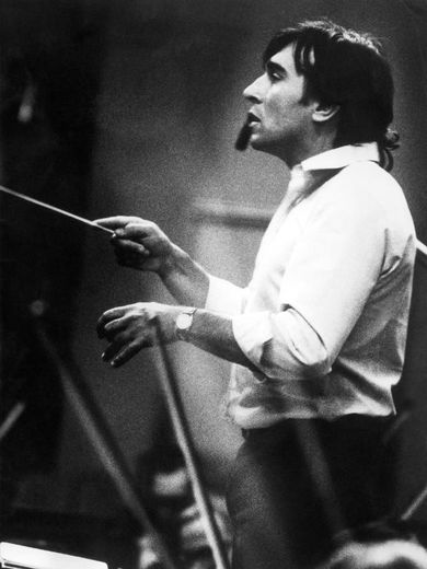 Le maestro Claudio Abbado en octobre 1977 à Berlin