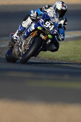 L'Espagnol du Team Yamaha David Checa aux 24 Heures du Mans, le 19 avril 2015