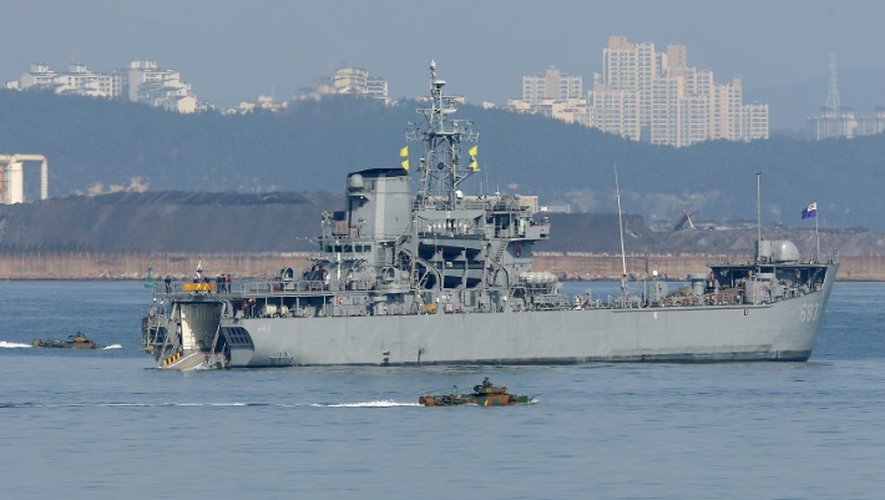 Manoeuvres militaires conjointes entre la Corée du Sud et les Etats-Unis, le 7 mars 2016 dans le port sud-coréen de Pohang