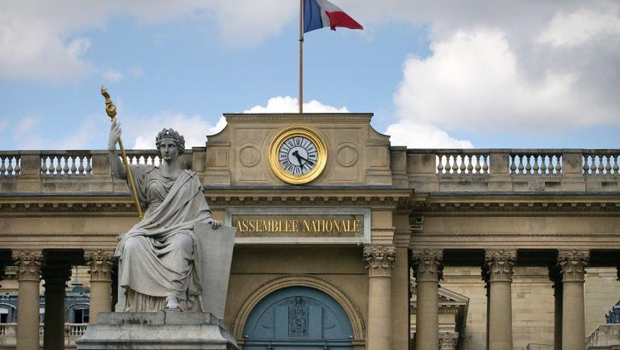 La statue de Marianne devant l'Assemblée nationale le 18 juin 2012 à Paris