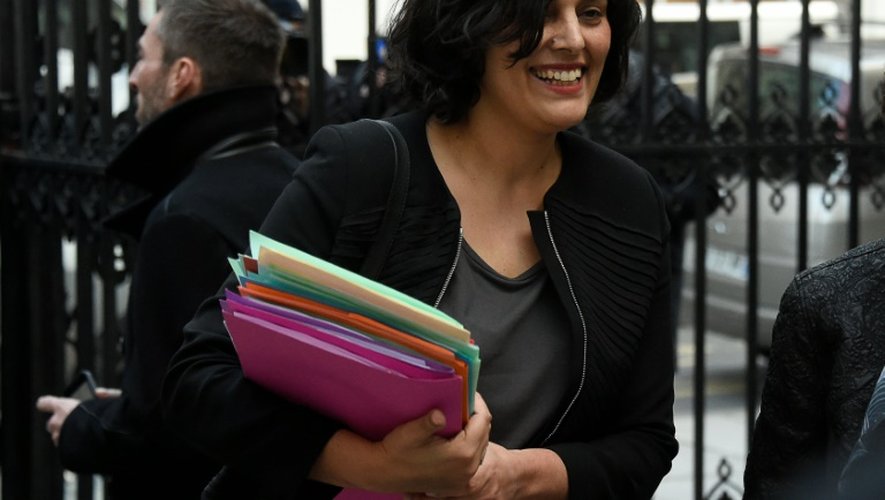 La ministre du Travail Myriam El Khomri à son arrivée au bureau national du PS, le 7 mars 2016 à Paris