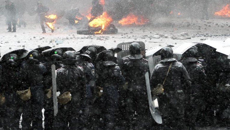 Affrontements entre manifestants ukrainiens pro-européens et police à Kiev, le 22 janvier 2014