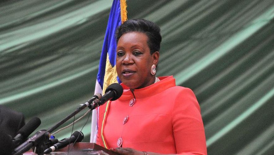 La nouvelle présidente centrafricaine Catherine Samba Panza, après avoir prêté serment, le 23 janvier 2014 à Bangui