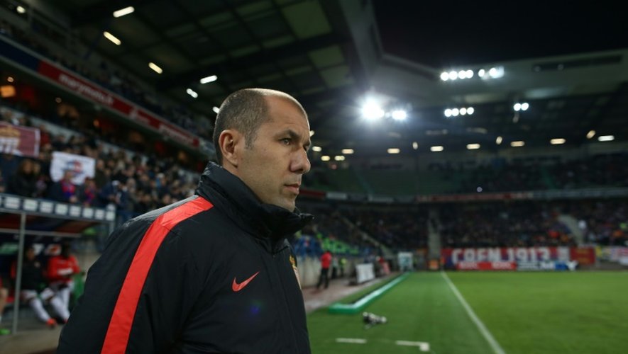 L'entraîneur de Monaco Leonardo Jardim observe le match face à Caen, le 4 mars 2016 au stade Michel-d'Ornano