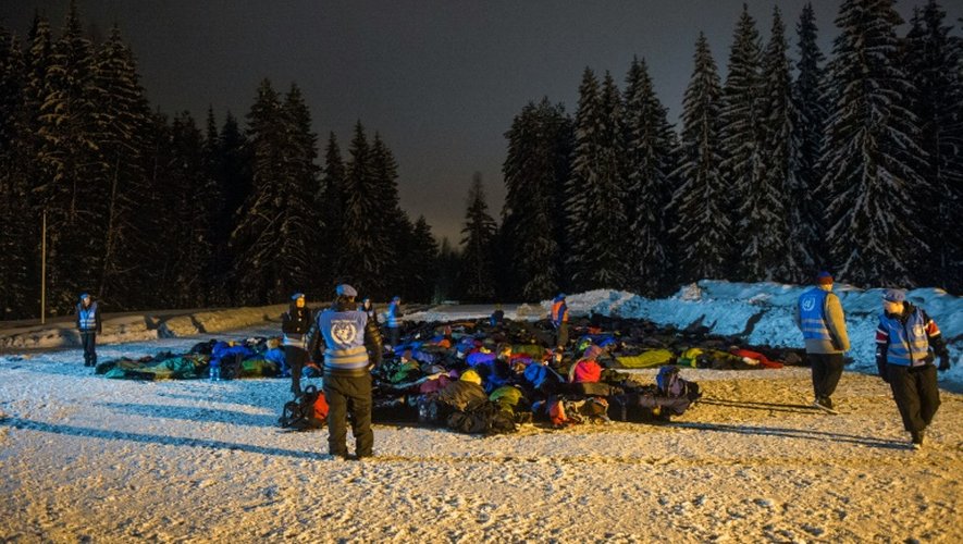 Des adolescents norvégiens se transforment en "réfugiés" durant 24 heures, dans un camp militaire à Trandum, en Norvège