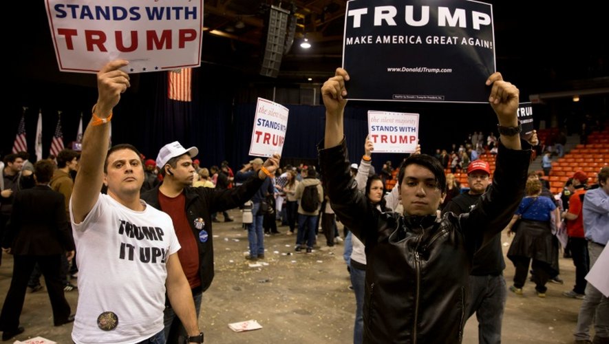 Des partisans de Donald Trump, le 11 mars 2016 à Chicago