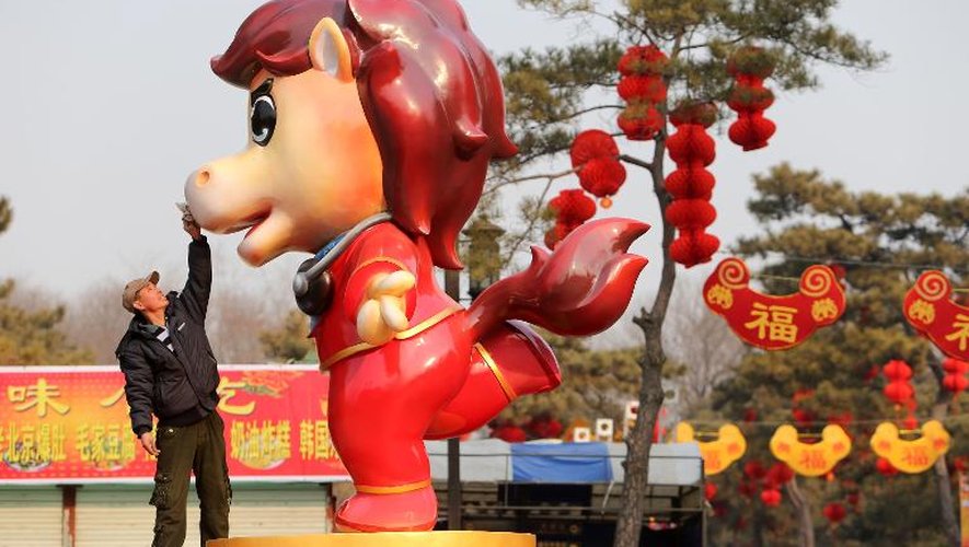 Un cheval dans une foire à Pékin pour le Nouvel An Lunaire, le 28 janvier 2014
