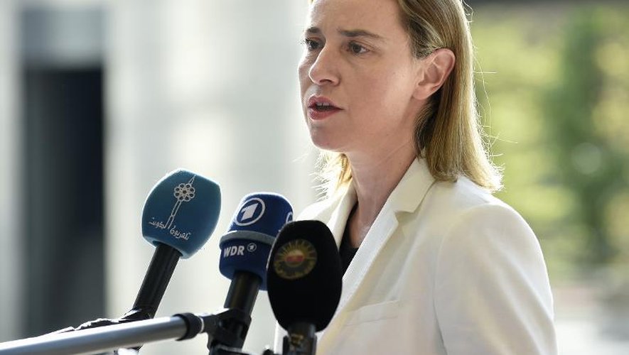 Federica Mogherini, chef de la diplomatie de l'Union européenne, lors du sommet extraordinaire sur  les naufrages en Méditerranée le 20 avril 2015 à Luxembourg