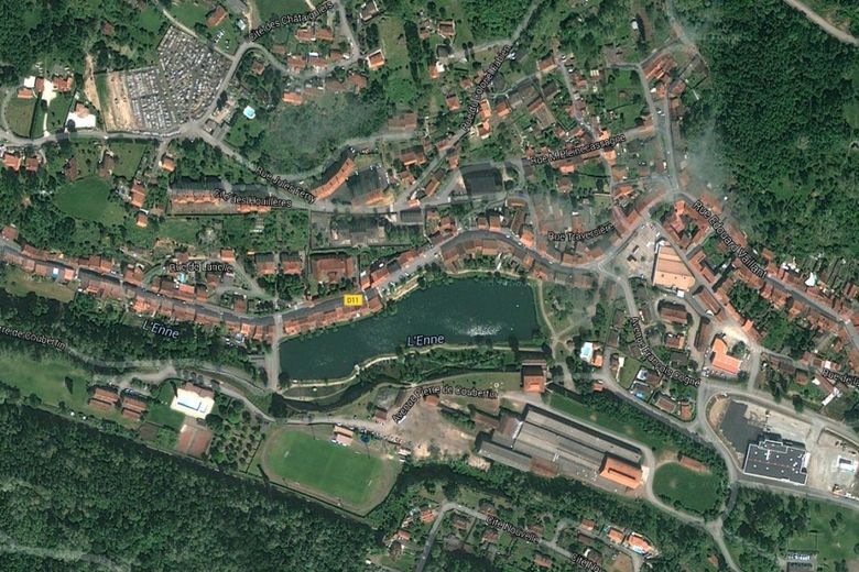 Aubin : la voiture tombe dans l'étang, un jeune Firminois meurt noyé