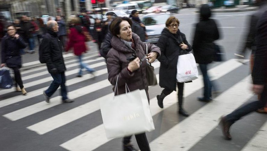 La consommation des ménages français en biens a nettement augmenté (+1,6%) au premier trimestre 2015 par rapport au trimestre précédent